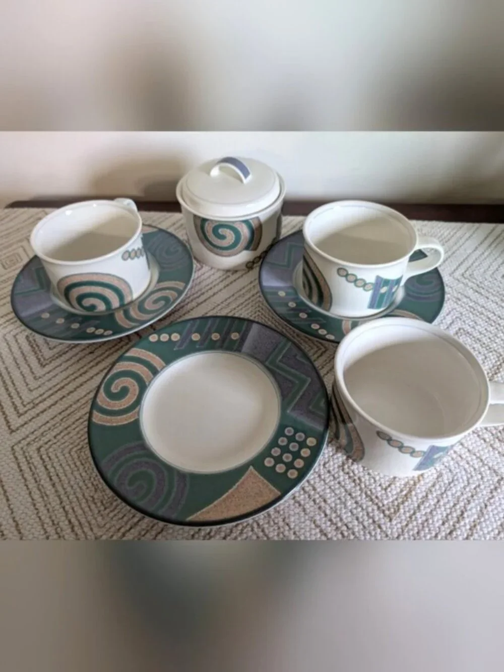 Vintage Mikasa Life Style CAC18 Coffee/Tea Cup and Saucer‎ Sets And A Canister